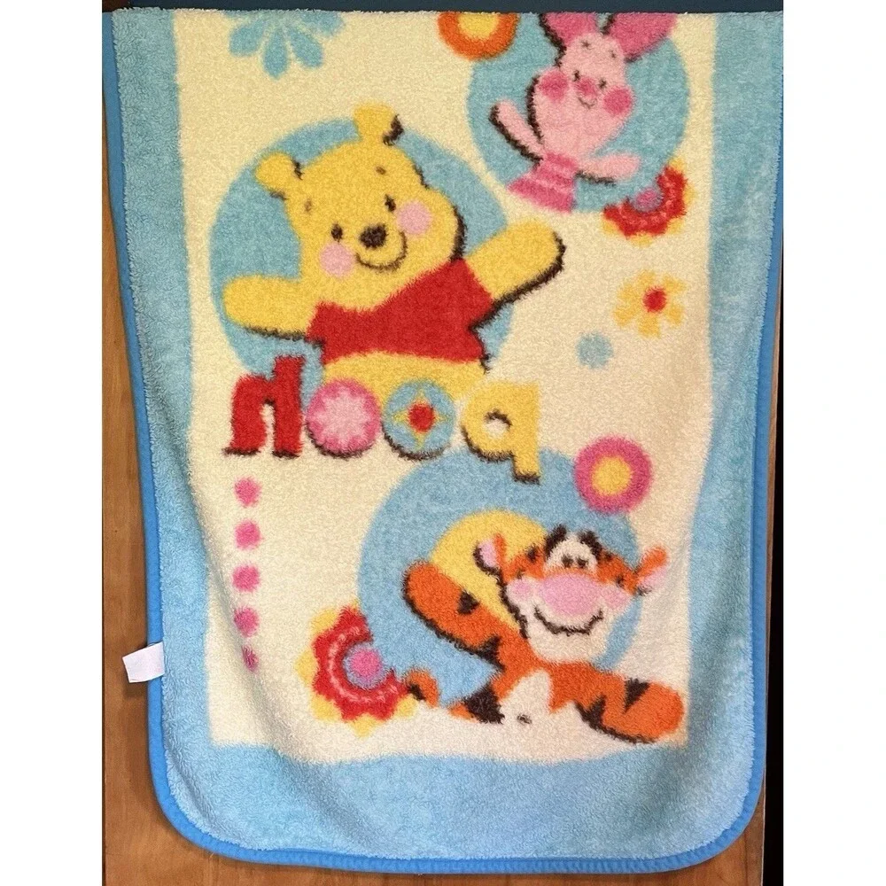 VTG Winnie The Pooh Tigger Piglet Baby Blanket Fleece Children’s Throw 45”x 30”